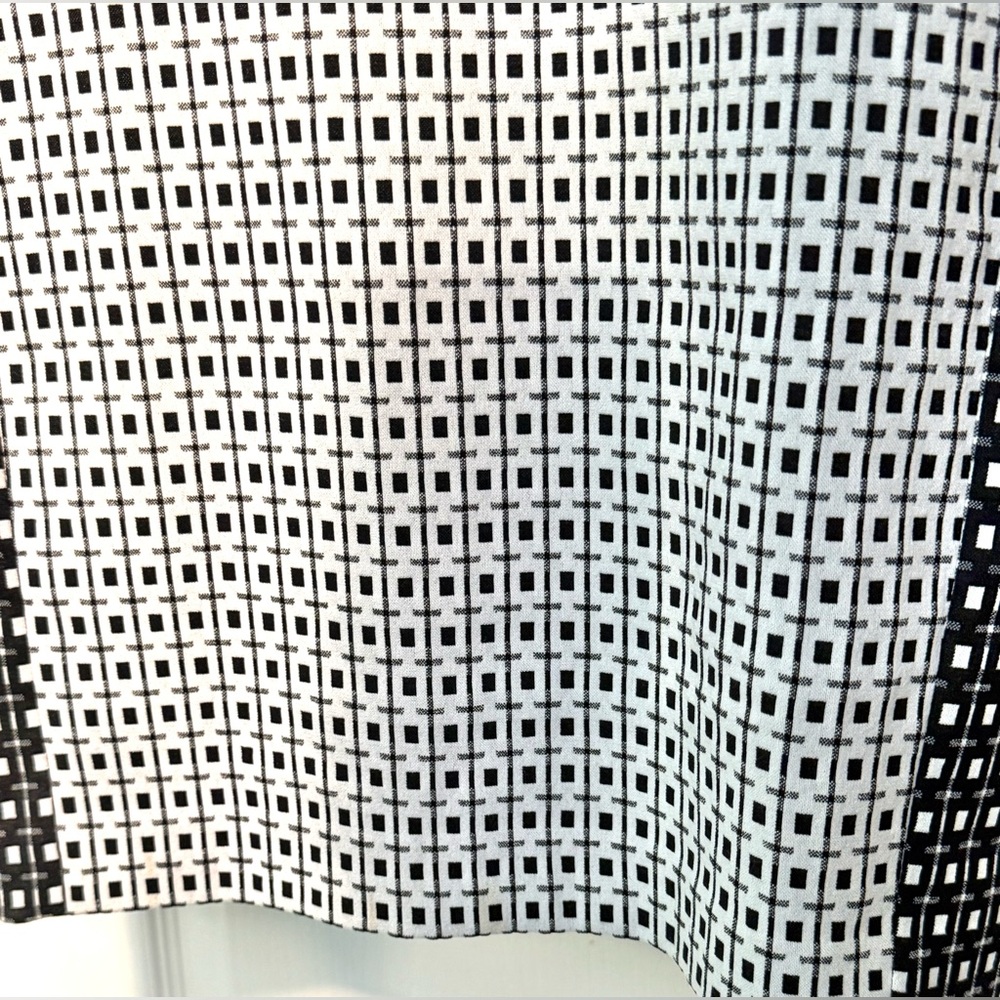 Calvin Klein Black and White Sleeveless sheath Dress size 12 - Picture 13 of 16